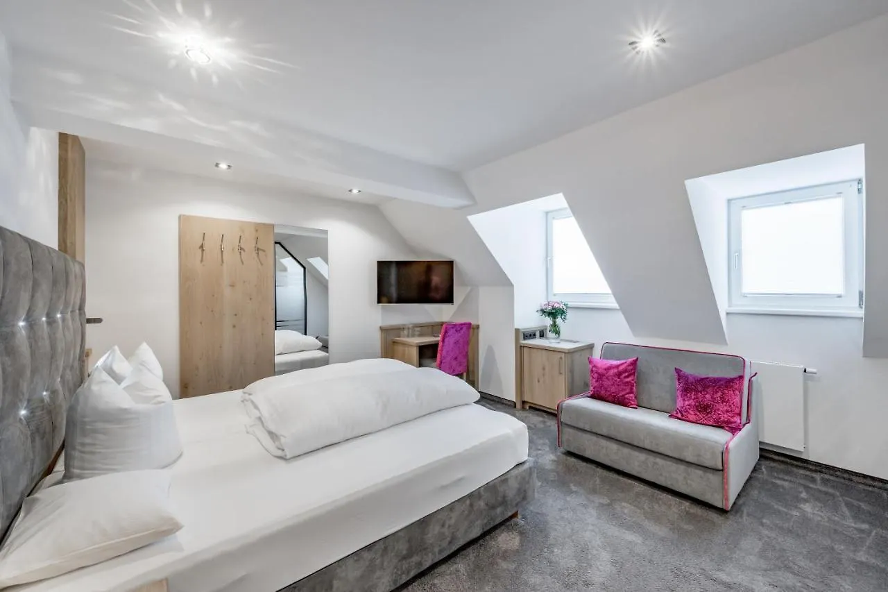 Hotel Garni Christine Ischgl 4*,  Österreich